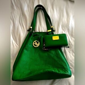 Michael Kors Green Leather Tote Bag with Matching Wallet
